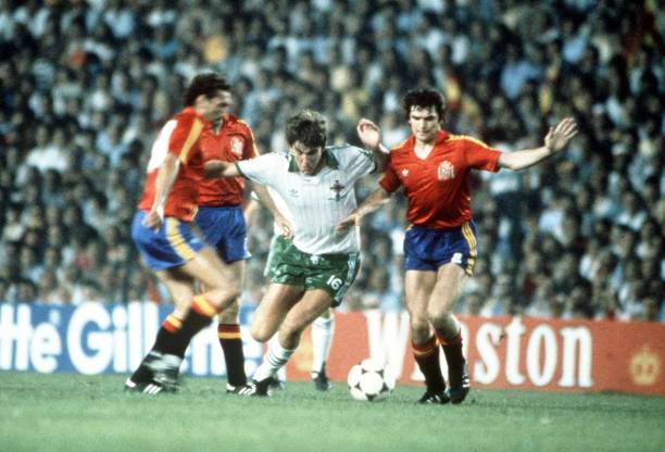 世界杯预选赛小组赛:国足第几才能晋级下一轮?