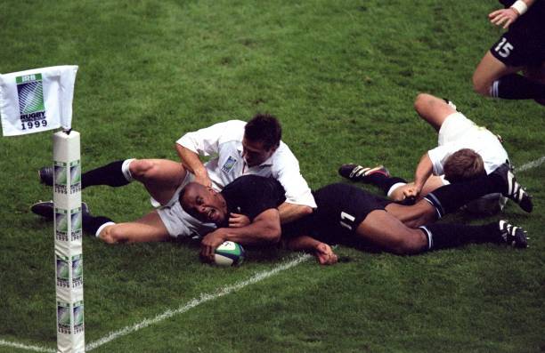 米卢的奇迹:回顾中国男足首次晋级世界杯全过程