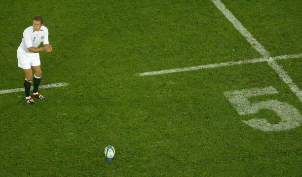 我们都知道世界杯的热血,但裁判的判罚争议你知道吗?