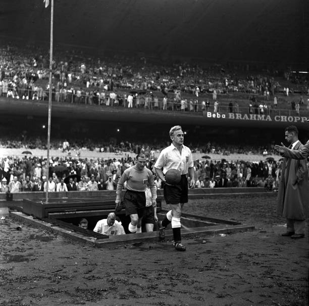 巨星对决:梅西 vs C罗,世界杯直播不容错过