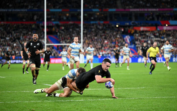 格子军团的神话:克罗地亚1998年世界杯征程解析