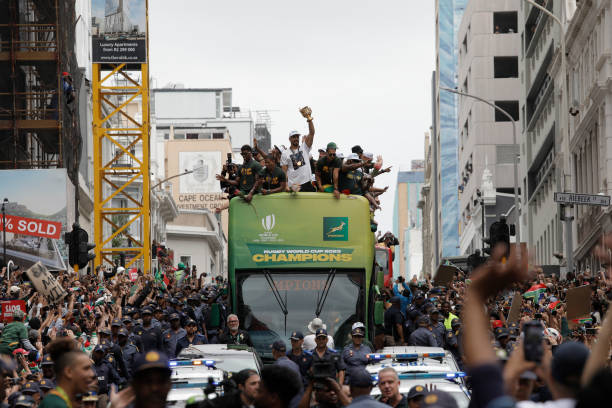 卫冕冠军魔咒延续?法国成近20年首支进决赛的卫冕冠军