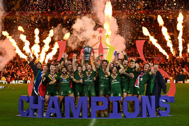 乒乓球世界杯女单决赛前瞻:谁能问鼎2025桂冠?